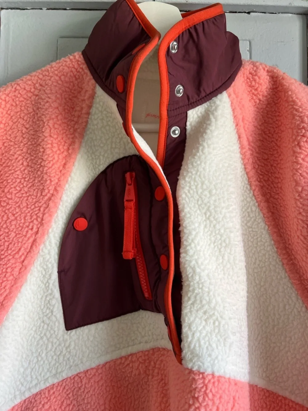 FPM Hit The Slopes Colorblock Fleece Pullover in Fruit Punch Combo Size XS NWT - Picture 3 of 11